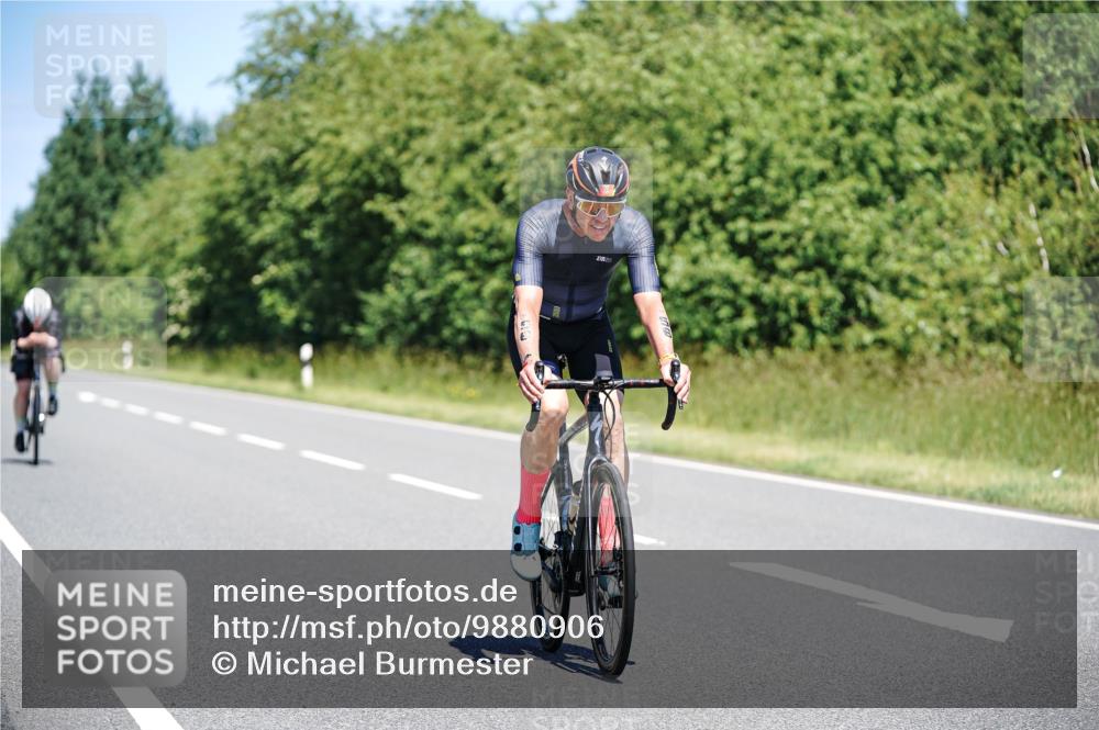 21.06.2026 - Viking Triathlon Michael Burmester http://msf.ph/oto/9880906 21.06.2026 13:25:10 Radfahren 247, 314, 646 meine-sportfotos.de