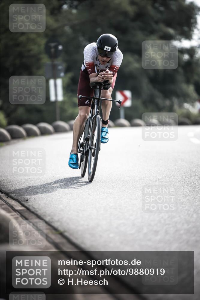 21.06.2026 - 29. Vierlanden-Triathlon H.Heesch http://msf.ph/oto/9880919 21.06.2026 09:14:19 Radfahren 30, 60, 210 meine-sportfotos.de