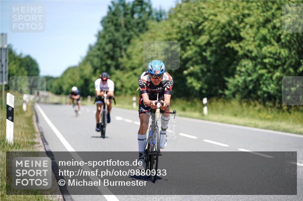 21.06.2026 - Viking Triathlon Michael Burmester http://msf.ph/oto/9880933 21.06.2026 13:25:18 Radfahren 247, 314, 646, 646 meine-sportfotos.de