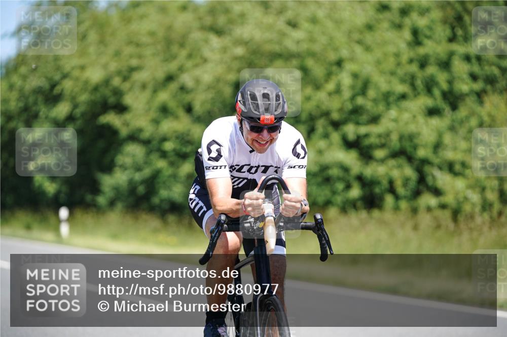 21.06.2026 - Viking Triathlon Michael Burmester http://msf.ph/oto/9880977 21.06.2026 13:25:21 Radfahren 247, 646, 646 meine-sportfotos.de