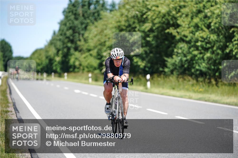 21.06.2026 - Viking Triathlon Michael Burmester http://msf.ph/oto/9880979 21.06.2026 13:25:24 Radfahren 247, 646, 646 meine-sportfotos.de