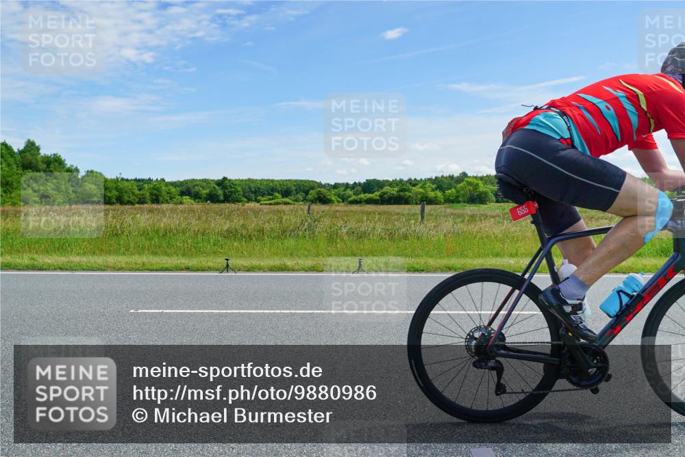 21.06.2026 - Viking Triathlon Michael Burmester http://msf.ph/oto/9880986 21.06.2026 12:52:34 Radfahren 63, 64, 75, 87, 89, 95, 118, 162, 198, 411, 459, 460, 464, 490, 522, 552, 619 meine-sportfotos.de
