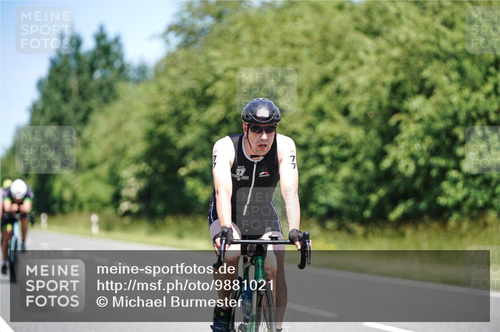 21.06.2026 - Viking Triathlon Michael Burmester http://msf.ph/oto/9881021 21.06.2026 13:25:53 Radfahren  meine-sportfotos.de