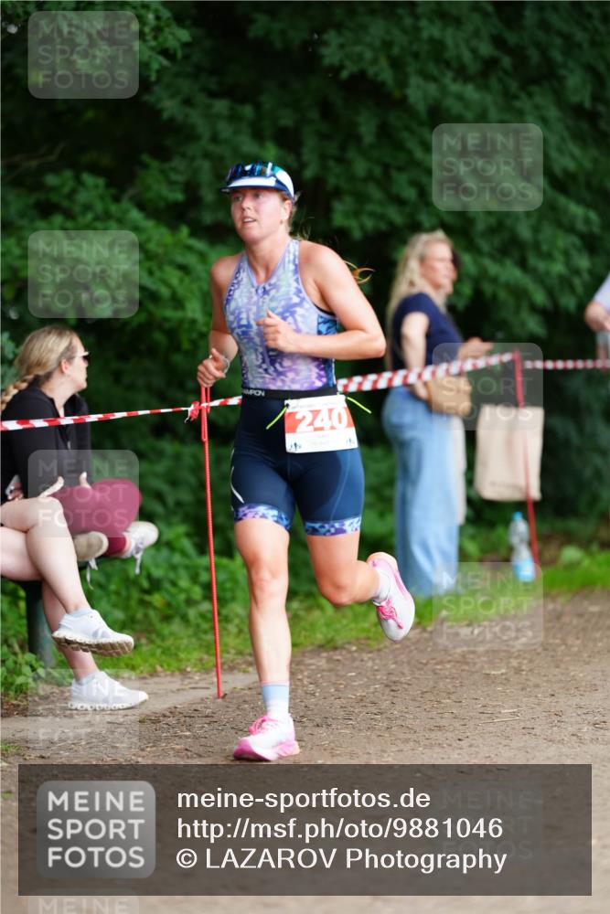 21.06.2026 - 29. Vierlanden-Triathlon LAZAROV Photography http://msf.ph/oto/9881046 21.06.2026 12:22:17 Laufen 240 meine-sportfotos.de