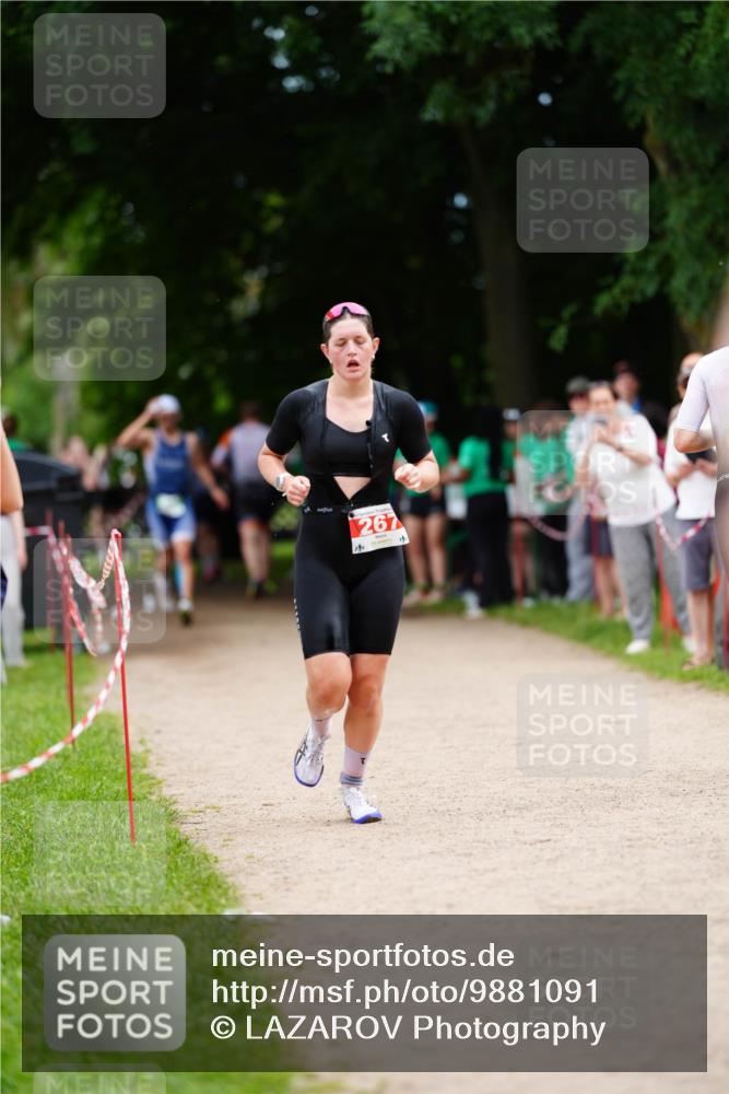 21.06.2026 - 29. Vierlanden-Triathlon LAZAROV Photography http://msf.ph/oto/9881091 21.06.2026 12:22:31 Laufen 267 meine-sportfotos.de