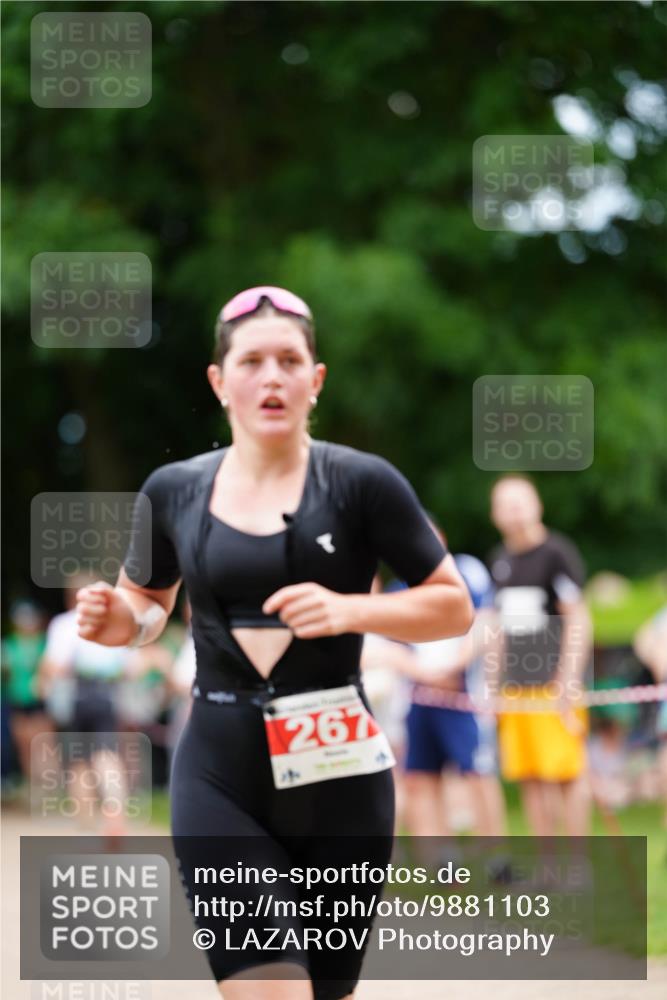 21.06.2026 - 29. Vierlanden-Triathlon LAZAROV Photography http://msf.ph/oto/9881103 21.06.2026 12:22:34 Laufen 4, 267 meine-sportfotos.de
