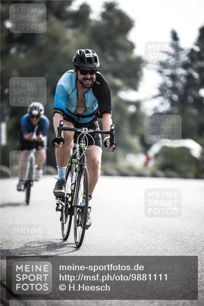 21.06.2026 - 29. Vierlanden-Triathlon H.Heesch http://msf.ph/oto/9881111 21.06.2026 09:14:41 Radfahren 183, 299, 302 meine-sportfotos.de