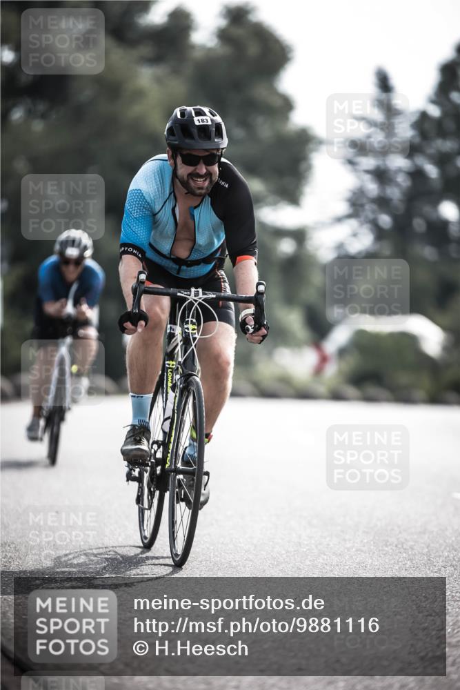21.06.2026 - 29. Vierlanden-Triathlon H.Heesch http://msf.ph/oto/9881116 21.06.2026 09:14:42 Radfahren 183, 299, 302 meine-sportfotos.de