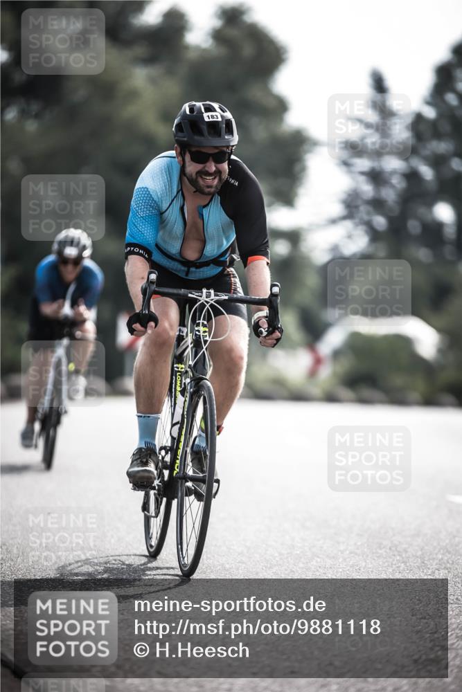 21.06.2026 - 29. Vierlanden-Triathlon H.Heesch http://msf.ph/oto/9881118 21.06.2026 09:14:42 Radfahren 183, 299, 302 meine-sportfotos.de
