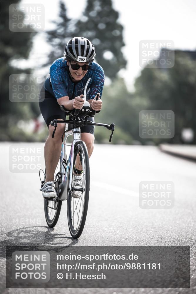 21.06.2026 - 29. Vierlanden-Triathlon H.Heesch http://msf.ph/oto/9881181 21.06.2026 09:14:43 Radfahren 183, 299, 302 meine-sportfotos.de