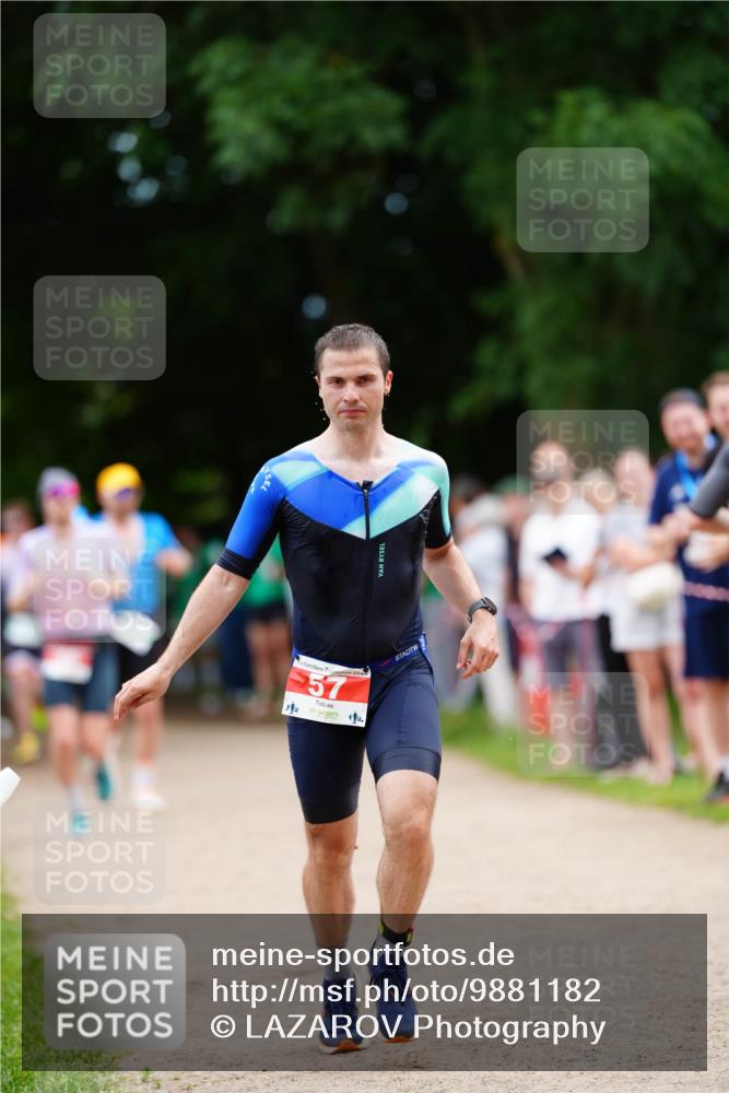 21.06.2026 - 29. Vierlanden-Triathlon LAZAROV Photography http://msf.ph/oto/9881182 21.06.2026 12:22:58 Laufen 57, 2 meine-sportfotos.de