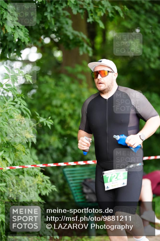 21.06.2026 - 29. Vierlanden-Triathlon LAZAROV Photography http://msf.ph/oto/9881211 21.06.2026 12:23:09 Laufen 202, 7247 meine-sportfotos.de