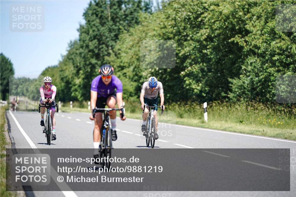 21.06.2026 - Viking Triathlon Michael Burmester http://msf.ph/oto/9881219 21.06.2026 13:27:35 Radfahren 60, 515 meine-sportfotos.de