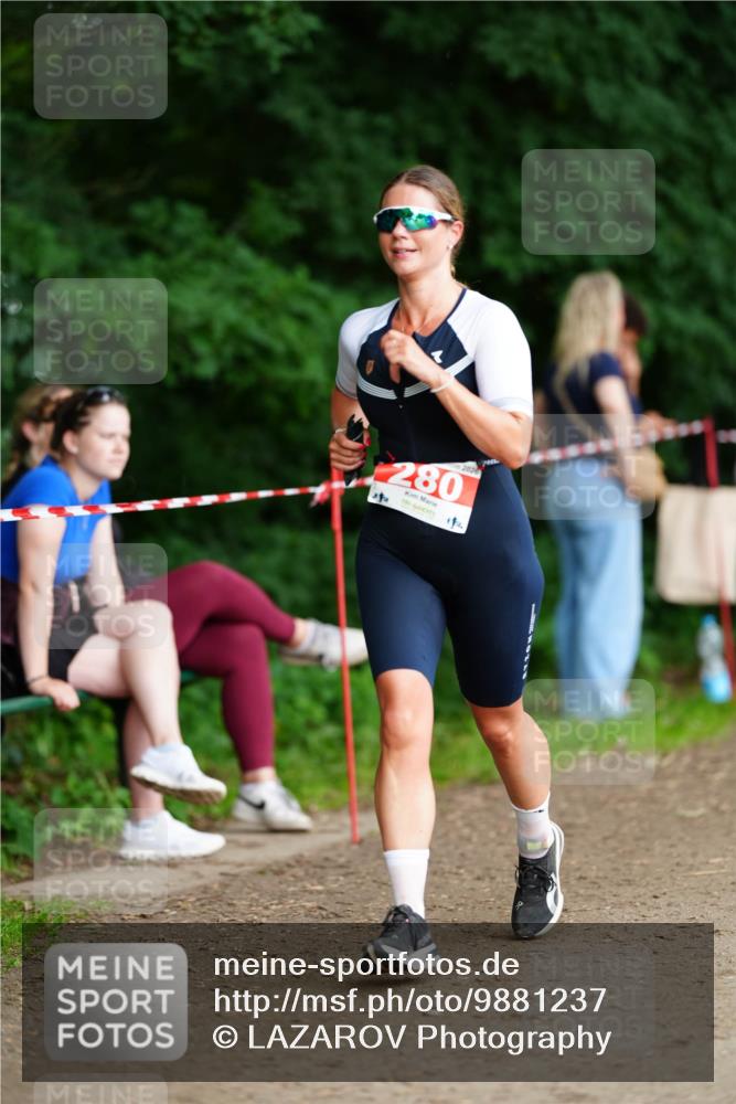 21.06.2026 - 29. Vierlanden-Triathlon LAZAROV Photography http://msf.ph/oto/9881237 21.06.2026 12:23:16 Laufen 2026, 280, 12 meine-sportfotos.de