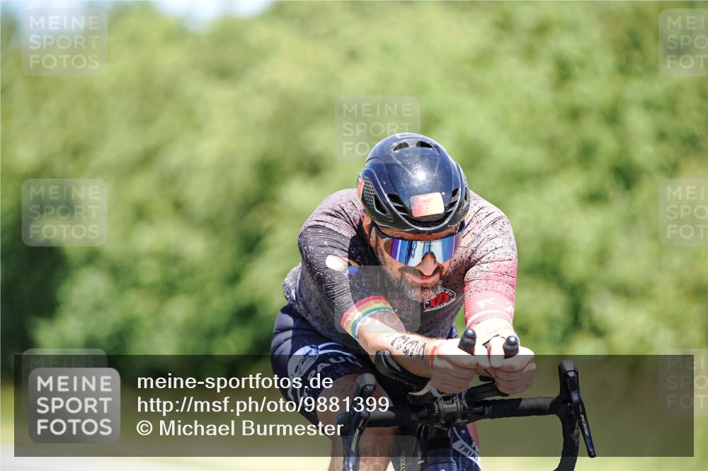 21.06.2026 - Viking Triathlon Michael Burmester http://msf.ph/oto/9881399 21.06.2026 13:28:22 Radfahren 395 meine-sportfotos.de
