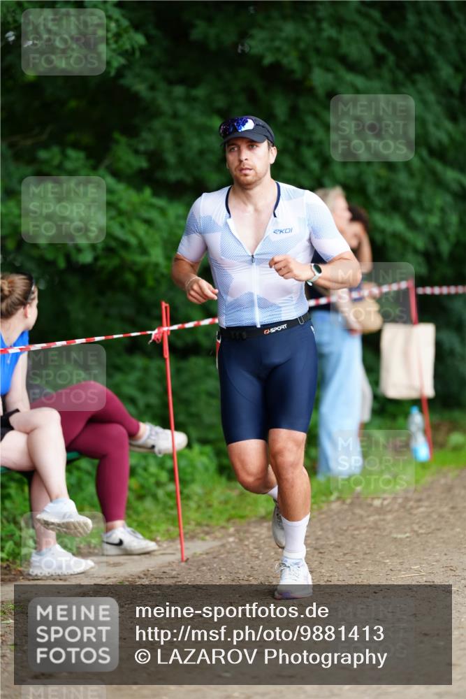 21.06.2026 - 29. Vierlanden-Triathlon LAZAROV Photography http://msf.ph/oto/9881413 21.06.2026 12:24:15 Laufen  meine-sportfotos.de