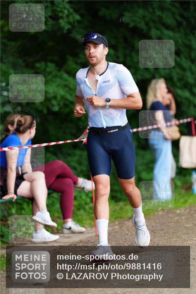 21.06.2026 - 29. Vierlanden-Triathlon LAZAROV Photography http://msf.ph/oto/9881416 21.06.2026 12:24:15 Laufen  meine-sportfotos.de