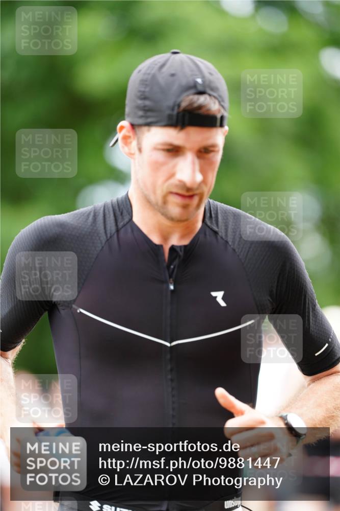 21.06.2026 - 29. Vierlanden-Triathlon LAZAROV Photography http://msf.ph/oto/9881447 21.06.2026 12:24:32 Laufen  meine-sportfotos.de