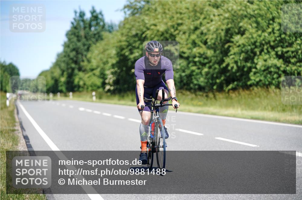 21.06.2026 - Viking Triathlon Michael Burmester http://msf.ph/oto/9881488 21.06.2026 13:28:40 Radfahren  meine-sportfotos.de