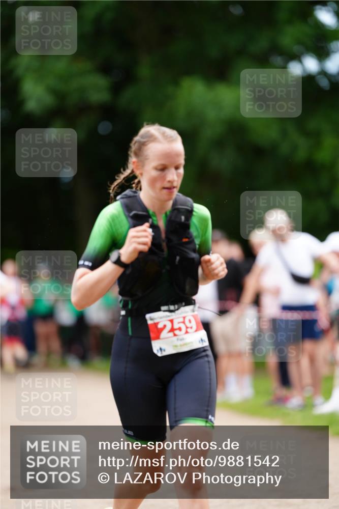21.06.2026 - 29. Vierlanden-Triathlon LAZAROV Photography http://msf.ph/oto/9881542 21.06.2026 12:25:20 Laufen 259 meine-sportfotos.de
