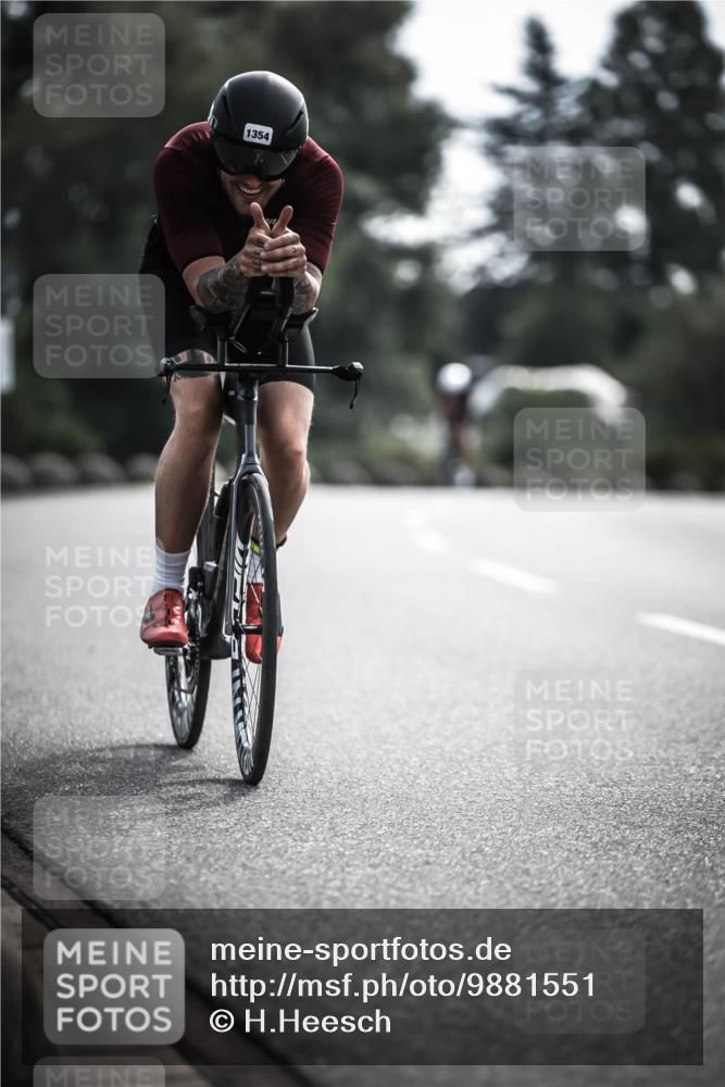 21.06.2026 - 29. Vierlanden-Triathlon H.Heesch http://msf.ph/oto/9881551 21.06.2026 09:16:12 Radfahren 61, 212, 1354 meine-sportfotos.de
