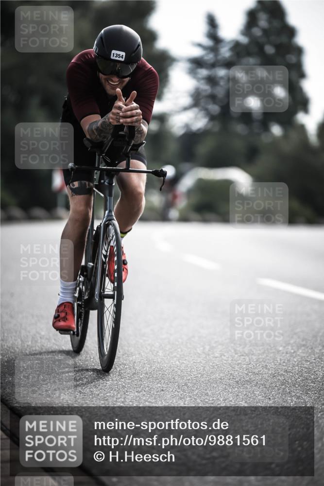 21.06.2026 - 29. Vierlanden-Triathlon H.Heesch http://msf.ph/oto/9881561 21.06.2026 09:16:12 Radfahren 61, 212, 1354 meine-sportfotos.de
