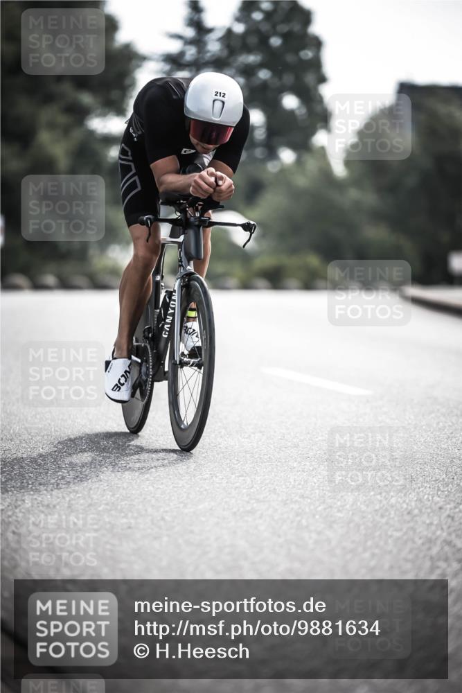 21.06.2026 - 29. Vierlanden-Triathlon H.Heesch http://msf.ph/oto/9881634 21.06.2026 09:16:16 Radfahren 61, 212 meine-sportfotos.de