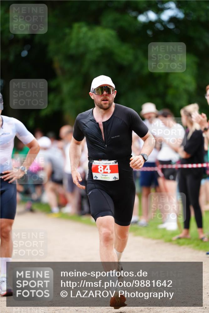 21.06.2026 - 29. Vierlanden-Triathlon LAZAROV Photography http://msf.ph/oto/9881642 21.06.2026 12:25:47 Laufen 202, 84, 4 meine-sportfotos.de