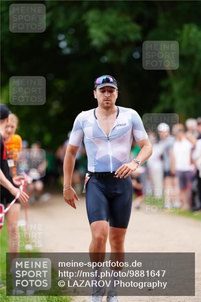 21.06.2026 - 29. Vierlanden-Triathlon LAZAROV Photography http://msf.ph/oto/9881647 21.06.2026 12:25:48 Laufen  meine-sportfotos.de