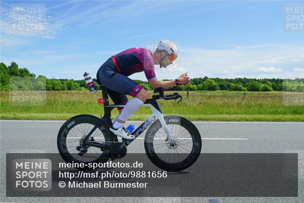 21.06.2026 - Viking Triathlon Michael Burmester http://msf.ph/oto/9881656 21.06.2026 13:00:59 Radfahren 138, 377, 416, 511, 515, 521, 529, 542, 664 meine-sportfotos.de
