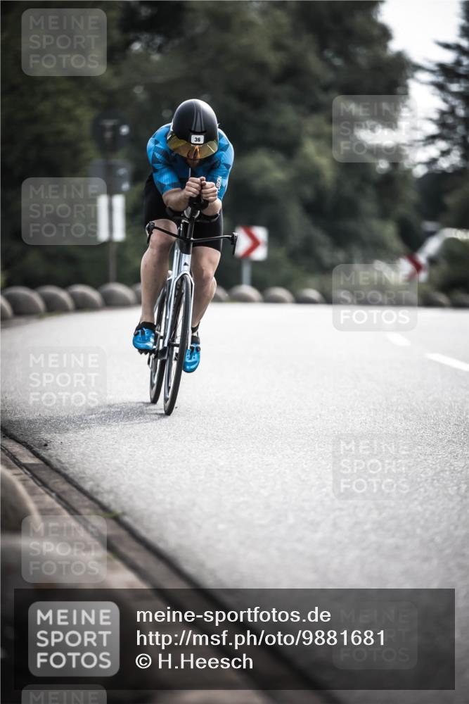 21.06.2026 - 29. Vierlanden-Triathlon H.Heesch http://msf.ph/oto/9881681 21.06.2026 09:16:34 Radfahren 36, 184 meine-sportfotos.de