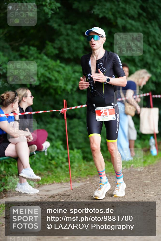 21.06.2026 - 29. Vierlanden-Triathlon LAZAROV Photography http://msf.ph/oto/9881700 21.06.2026 12:26:09 Laufen 21 meine-sportfotos.de
