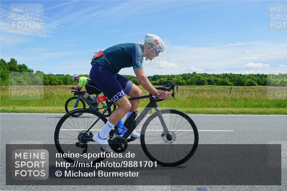 21.06.2026 - Viking Triathlon Michael Burmester http://msf.ph/oto/9881701 21.06.2026 13:01:45 Radfahren 174, 307, 512, 653 meine-sportfotos.de