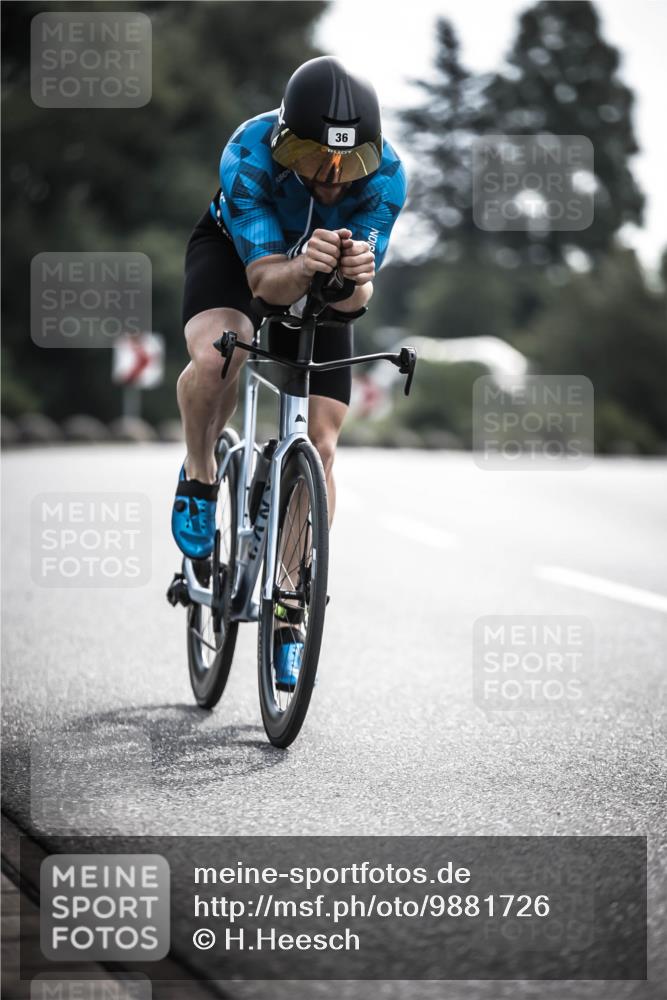 21.06.2026 - 29. Vierlanden-Triathlon H.Heesch http://msf.ph/oto/9881726 21.06.2026 09:16:35 Radfahren 36, 184 meine-sportfotos.de
