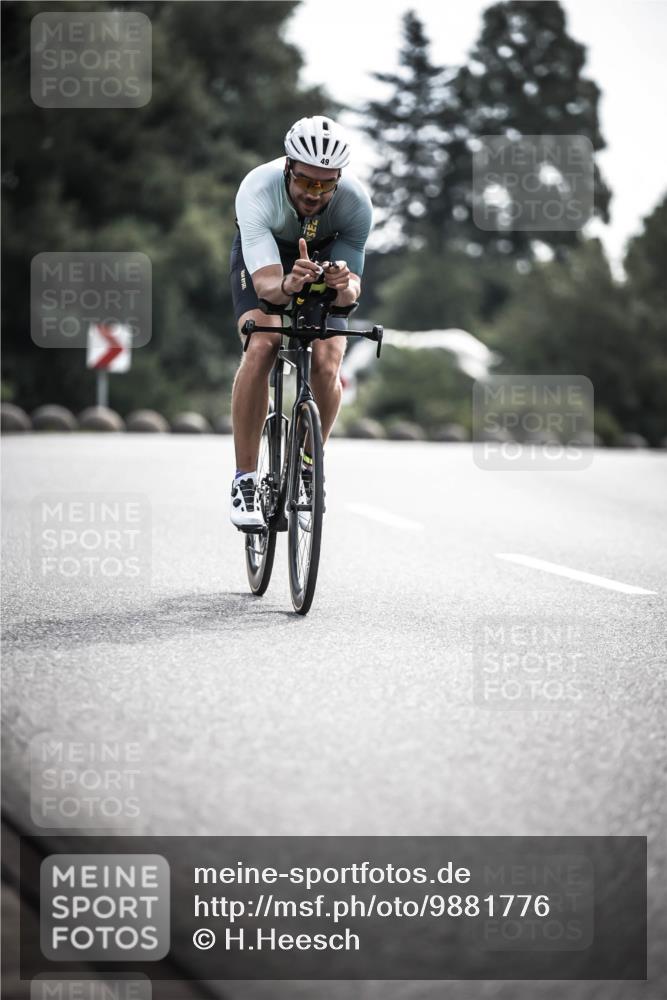 21.06.2026 - 29. Vierlanden-Triathlon H.Heesch http://msf.ph/oto/9881776 21.06.2026 09:16:56 Radfahren 49 meine-sportfotos.de