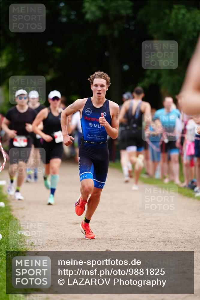 21.06.2026 - 29. Vierlanden-Triathlon LAZAROV Photography http://msf.ph/oto/9881825 21.06.2026 12:32:31 Laufen  meine-sportfotos.de