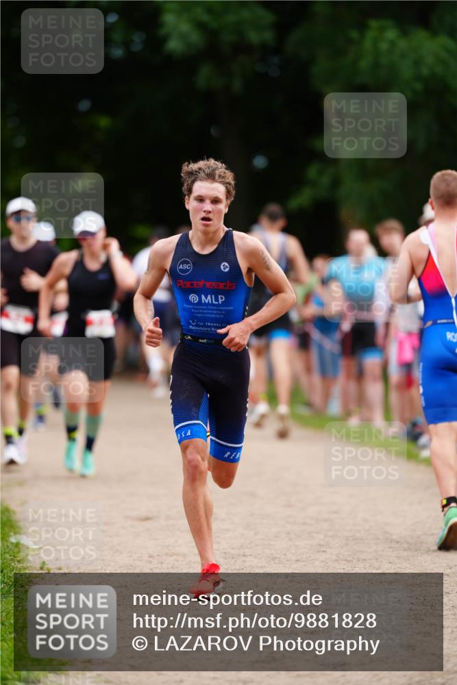21.06.2026 - 29. Vierlanden-Triathlon LAZAROV Photography http://msf.ph/oto/9881828 21.06.2026 12:32:31 Laufen  meine-sportfotos.de