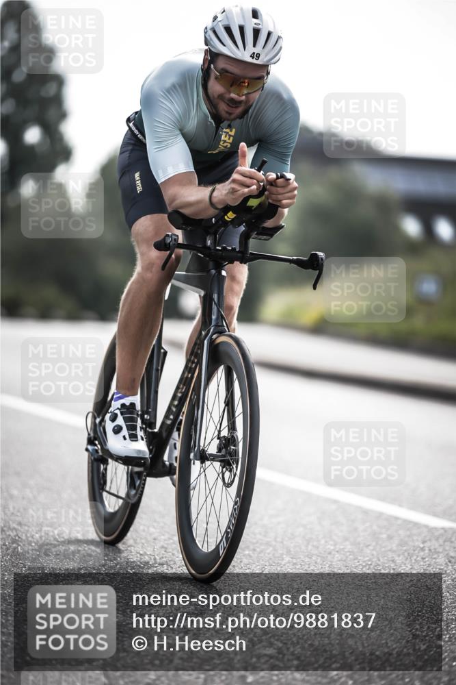 21.06.2026 - 29. Vierlanden-Triathlon H.Heesch http://msf.ph/oto/9881837 21.06.2026 09:16:56 Radfahren 49 meine-sportfotos.de