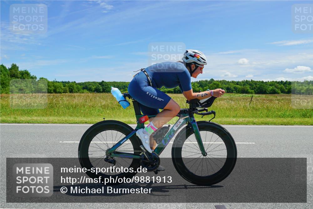 21.06.2026 - Viking Triathlon Michael Burmester http://msf.ph/oto/9881913 21.06.2026 13:06:59 Radfahren 59, 321, 369, 564, 636 meine-sportfotos.de