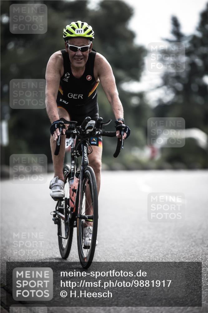 21.06.2026 - 29. Vierlanden-Triathlon H.Heesch http://msf.ph/oto/9881917 21.06.2026 09:17:10 Radfahren 217 meine-sportfotos.de