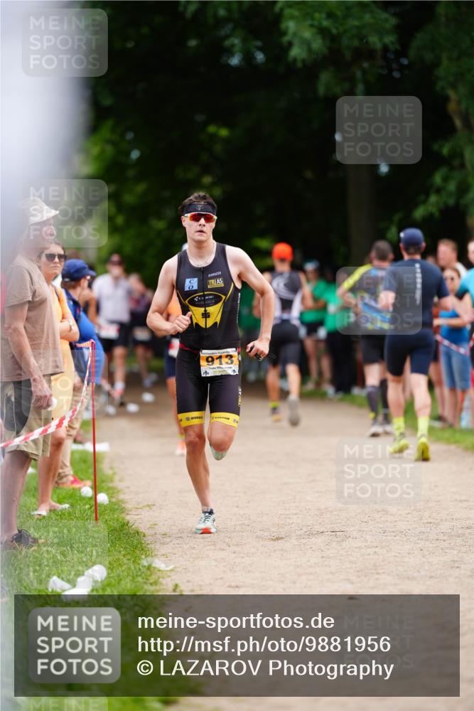 21.06.2026 - 29. Vierlanden-Triathlon LAZAROV Photography http://msf.ph/oto/9881956 21.06.2026 12:33:07 Laufen 913 meine-sportfotos.de