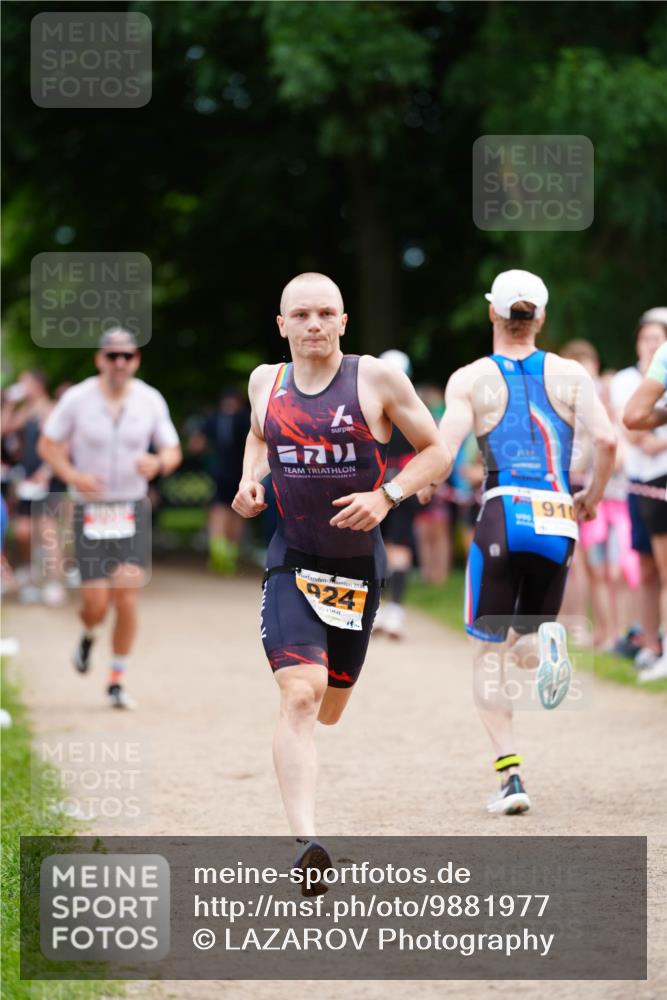 21.06.2026 - 29. Vierlanden-Triathlon LAZAROV Photography http://msf.ph/oto/9881977 21.06.2026 12:33:12 Laufen 910, 202, 924 meine-sportfotos.de