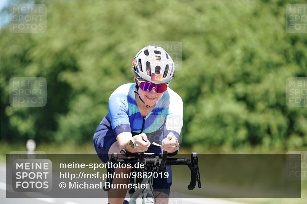 21.06.2026 - Viking Triathlon Michael Burmester http://msf.ph/oto/9882019 21.06.2026 13:33:18 Radfahren 421 meine-sportfotos.de