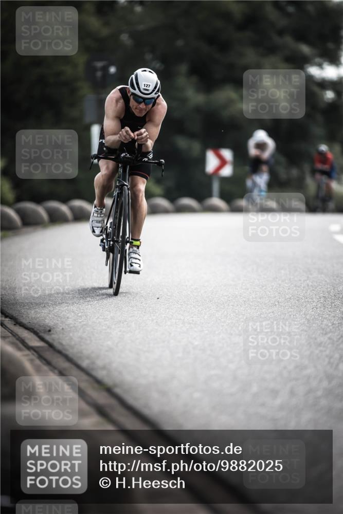 21.06.2026 - 29. Vierlanden-Triathlon H.Heesch http://msf.ph/oto/9882025 21.06.2026 09:17:27 Radfahren 3, 16, 127, 202, 233 meine-sportfotos.de