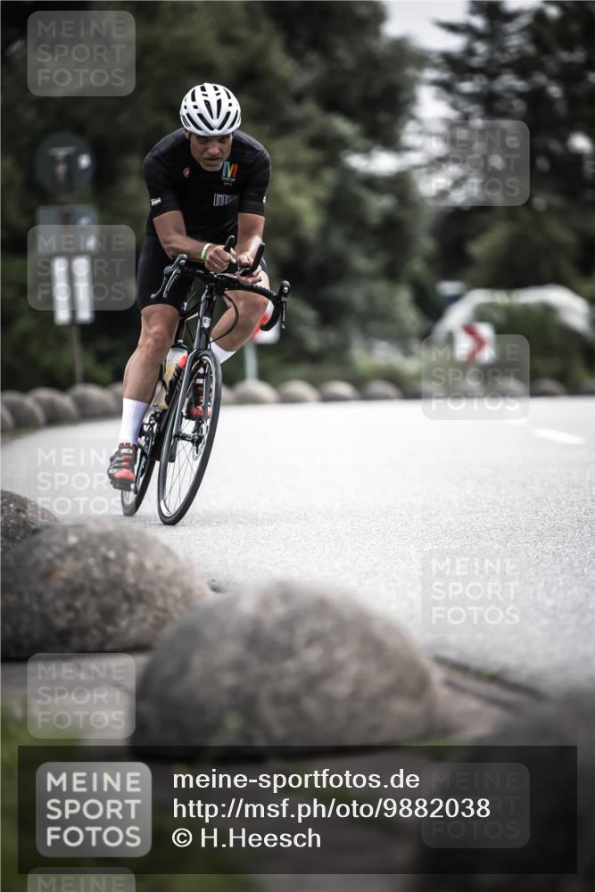 21.06.2026 - 29. Vierlanden-Triathlon H.Heesch http://msf.ph/oto/9882038 21.06.2026 10:32:38 Radfahren 93, 159, 217, 287, 299, 302 meine-sportfotos.de