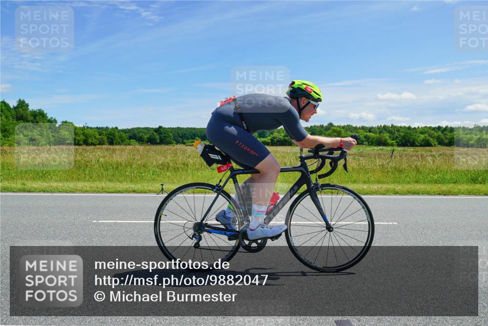 21.06.2026 - Viking Triathlon Michael Burmester http://msf.ph/oto/9882047 21.06.2026 13:08:39 Radfahren 158, 182, 183, 207, 318, 324, 325, 398 meine-sportfotos.de