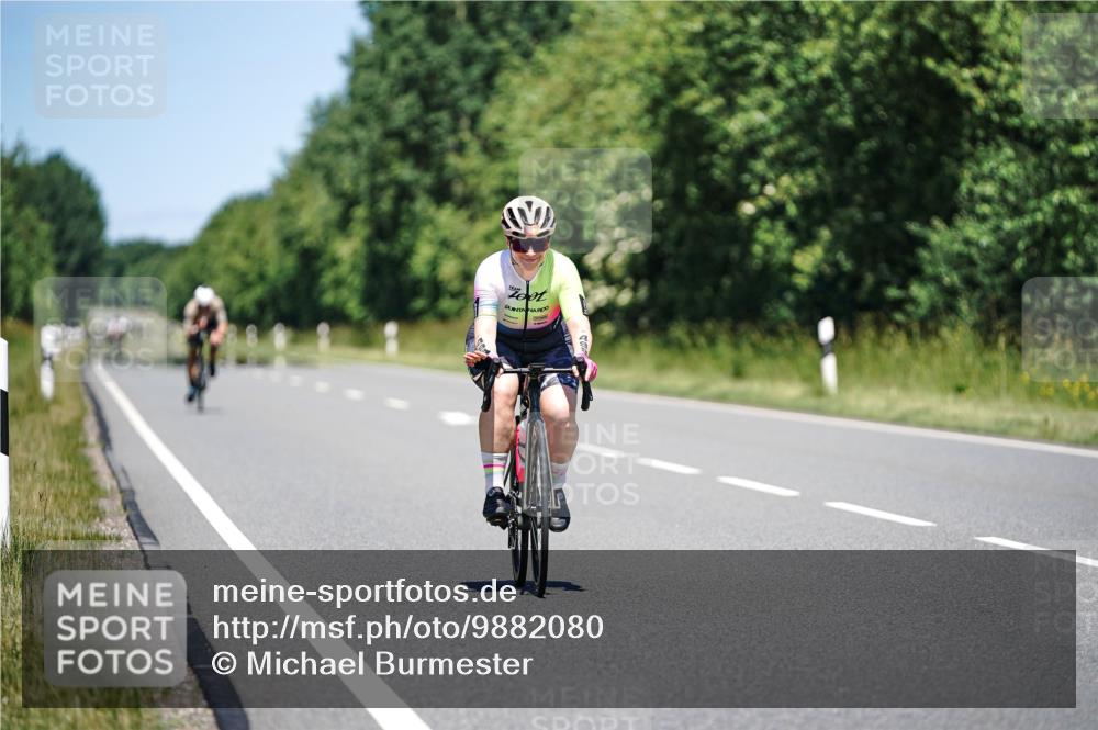 21.06.2026 - Viking Triathlon Michael Burmester http://msf.ph/oto/9882080 21.06.2026 13:34:14 Radfahren 498 meine-sportfotos.de