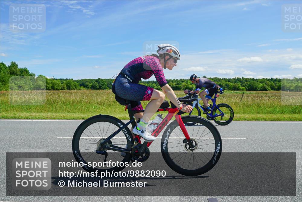 21.06.2026 - Viking Triathlon Michael Burmester http://msf.ph/oto/9882090 21.06.2026 13:09:32 Radfahren 223, 388, 563, 602, 632, 656 meine-sportfotos.de
