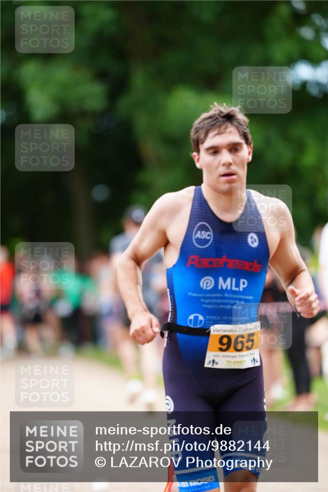 21.06.2026 - 29. Vierlanden-Triathlon LAZAROV Photography http://msf.ph/oto/9882144 21.06.2026 12:34:01 Laufen 226, 965 meine-sportfotos.de