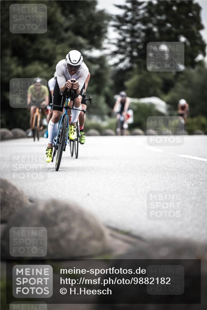 21.06.2026 - 29. Vierlanden-Triathlon H.Heesch http://msf.ph/oto/9882182 21.06.2026 10:34:30 Radfahren 92, 118, 119, 141, 178, 227, 350 meine-sportfotos.de
